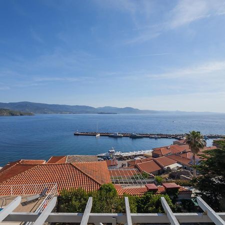 Heliades Maisonettes Mithimna Bagian luar foto