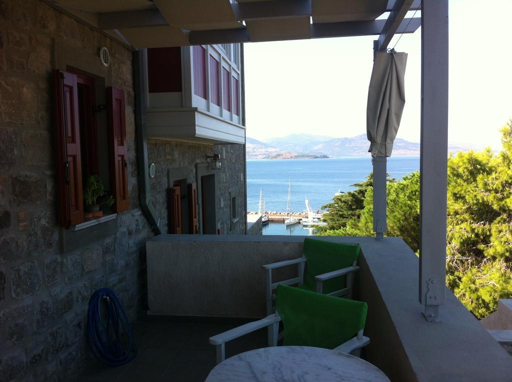 Heliades Maisonettes Mithimna Bagian luar foto