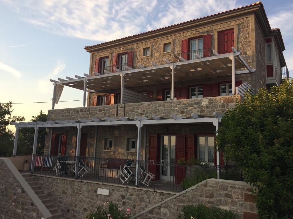 Heliades Maisonettes Mithimna Bagian luar foto