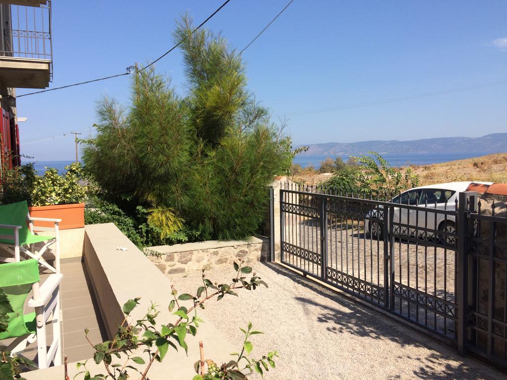 Heliades Maisonettes Mithimna Bagian luar foto